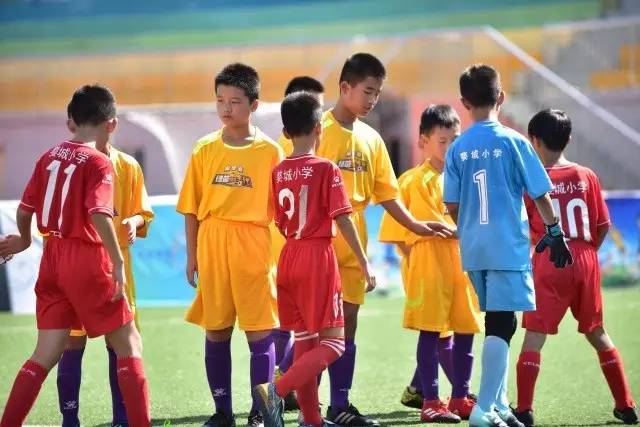 亚运男篮名单：曾凡博进队 周琦和李凯尔缺席