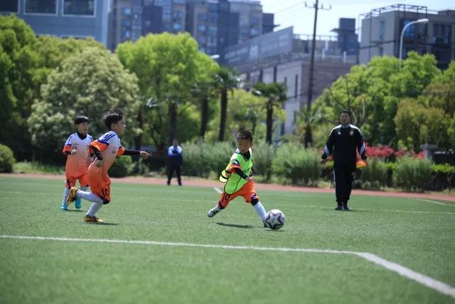 胡金秋35+9周琦24+15+5 广厦力克广东5连胜